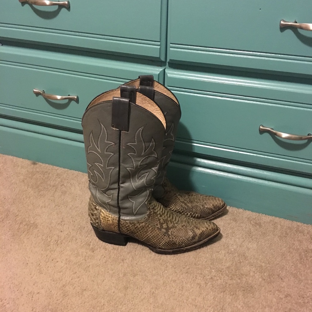 Men’s Size 11 Tony Lama boots